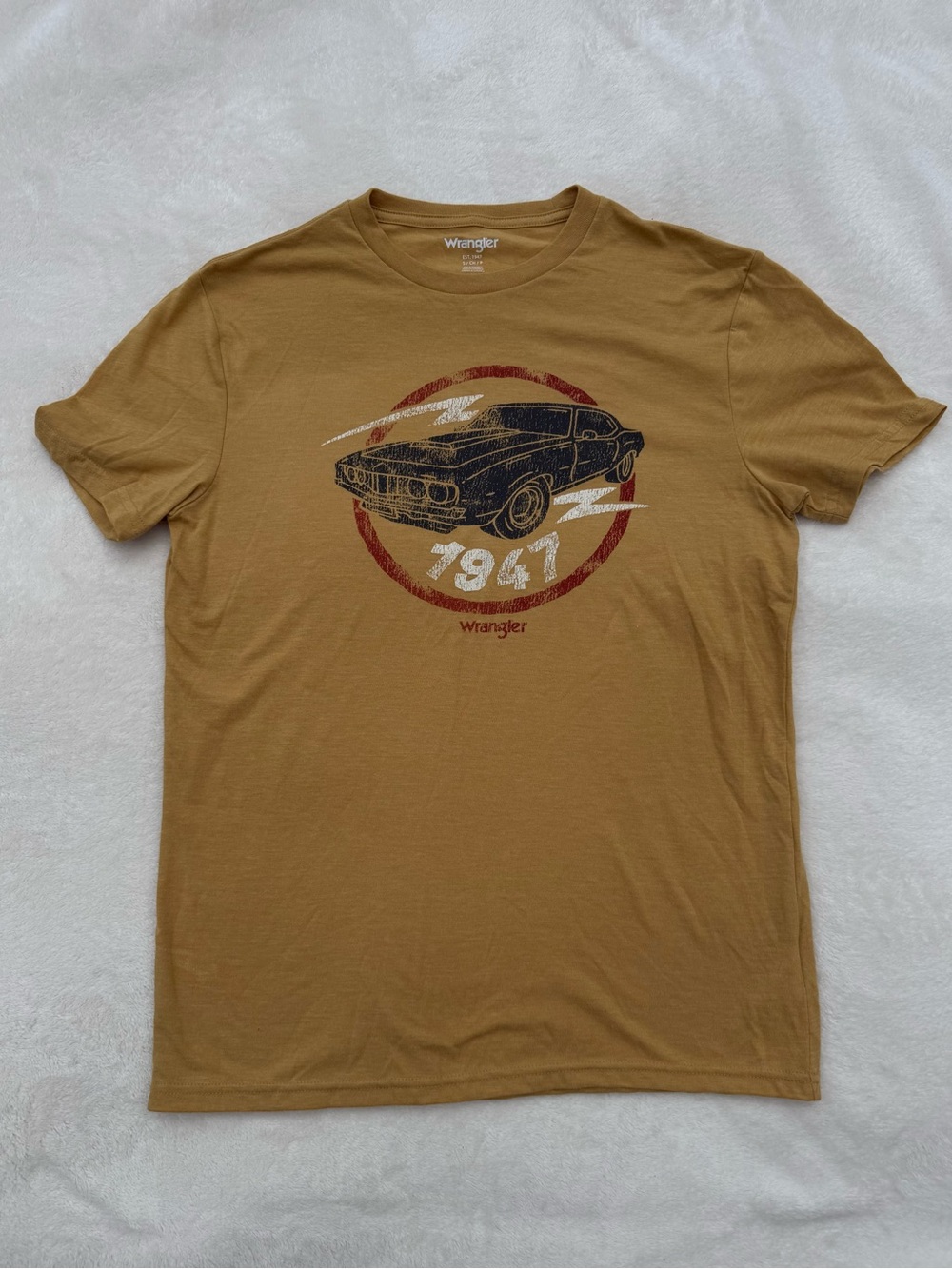 Wrangler Women’s Short‑Sleeve Graphic Tee in Mustard